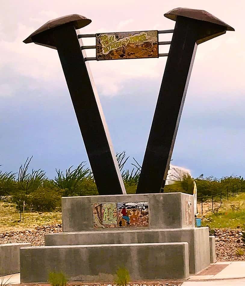 monument sign calling Vail AZ the town between the tracks